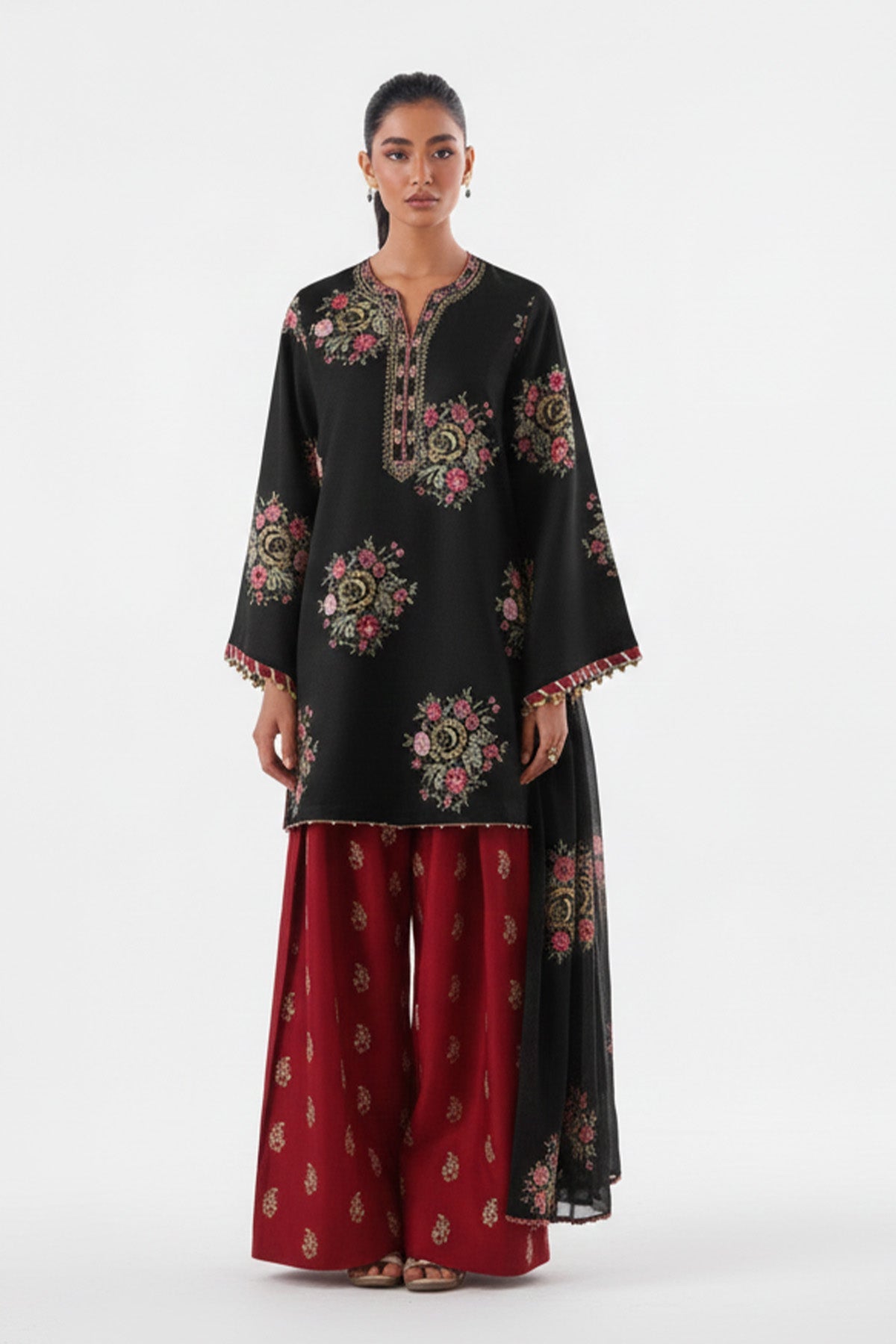 Ethnic by Outfitters Printed Silk 3 - Piece Suit | Premium - Tarz.e.Husan