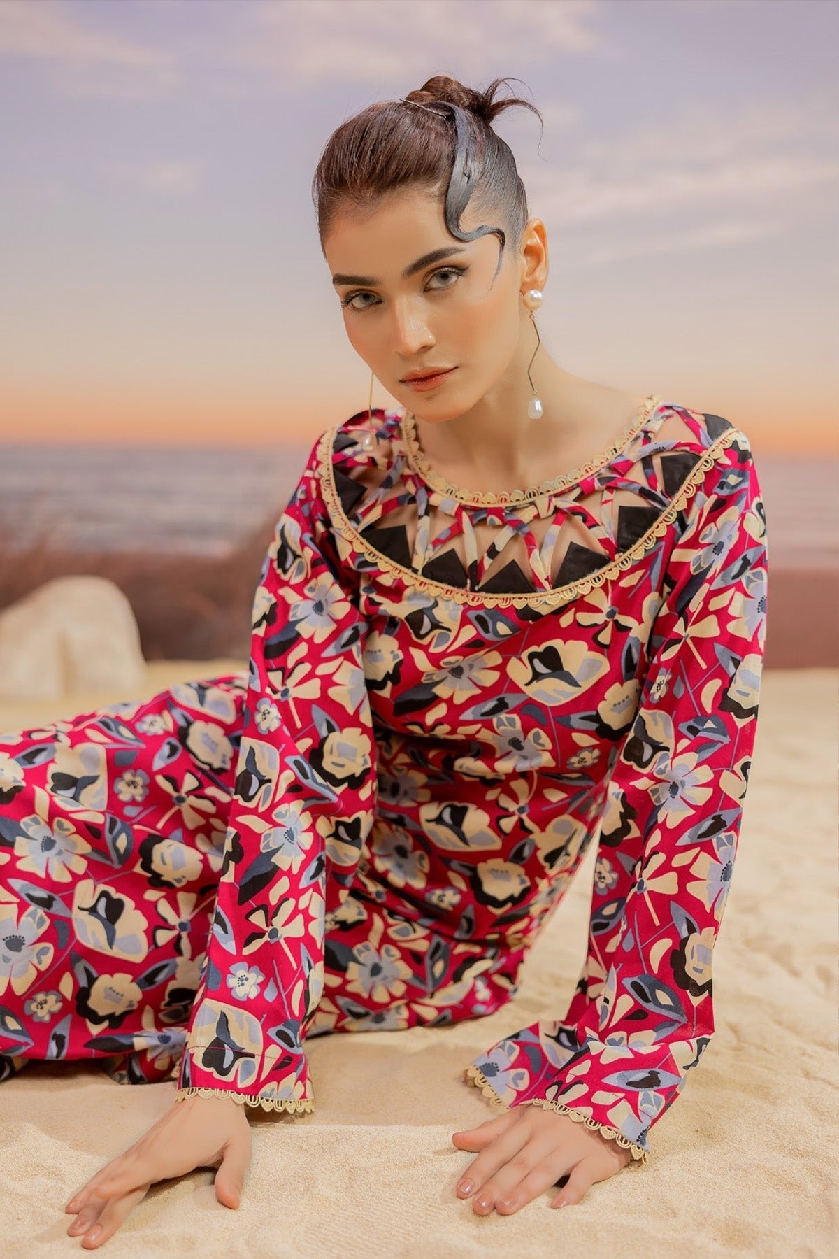 Orang Lawn 2 - Piece Unstitched | All Over Print - Tarz.e.Husan