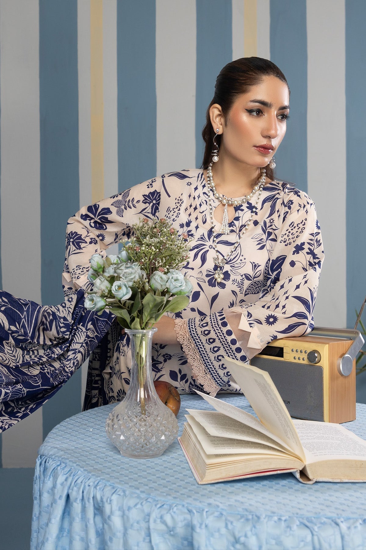 Orang Rutba Summer Lawn 3 - Piece Unstiched | Digital Print - Tarz.e.Husan