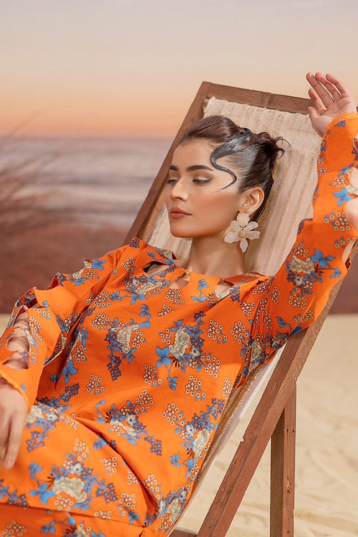 Orange Luxury Printed Lawn 2 - Piece | Orange Print - Tarz.e.Husan